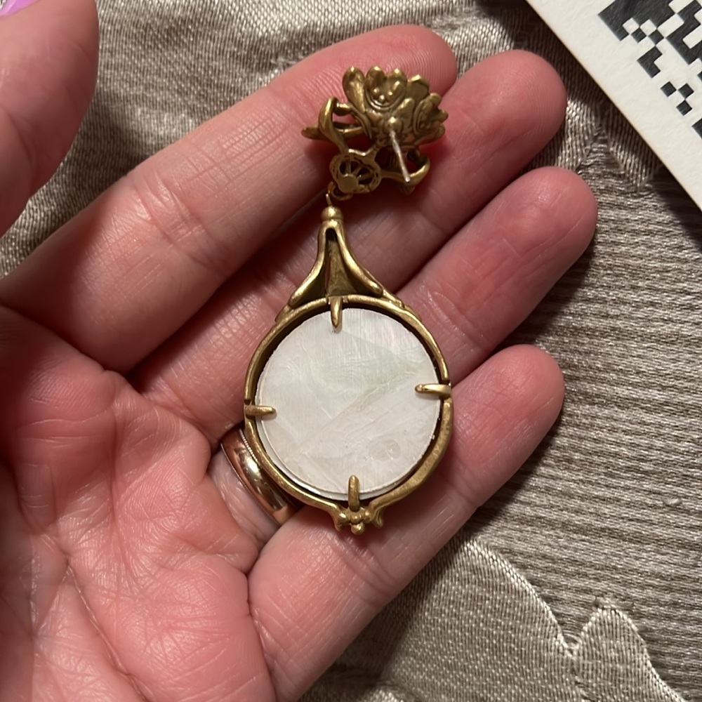 ANTIQUE STYLE PEARL DROP EARRINGS - Picture 5 of 5